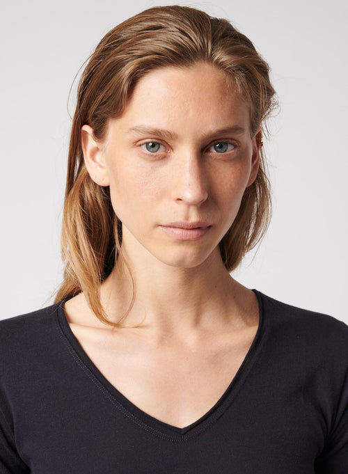 Cotton/Cashmere Long Sleeve Rolled Neckline V-Neck - V NECK L/S - Majestic Filatures North America